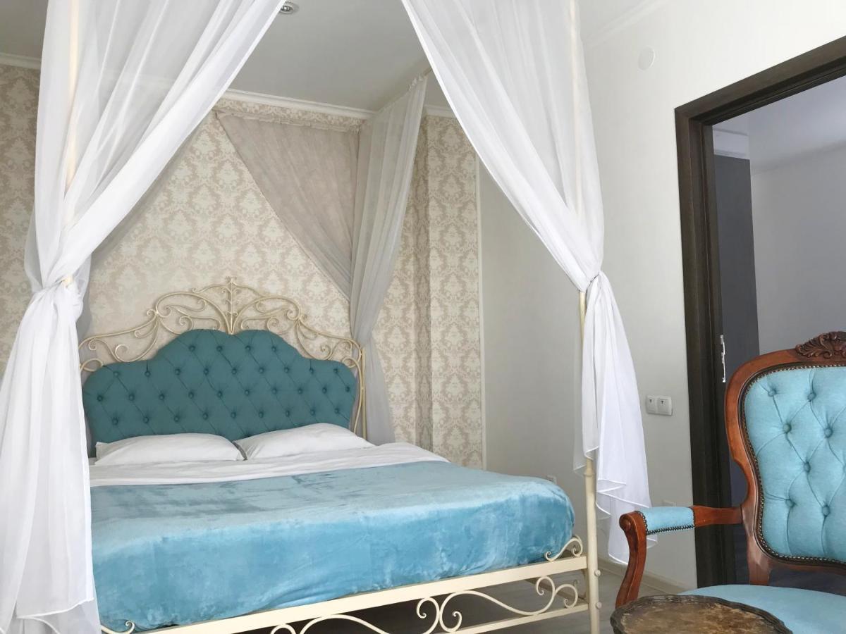 Romantic Apartments - Центр Львова , З Видом На Місто Esterno foto