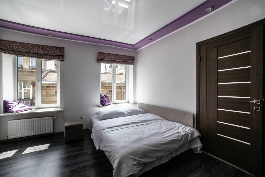 Romantic Apartments - Центр Львова , З Видом На Місто Esterno foto